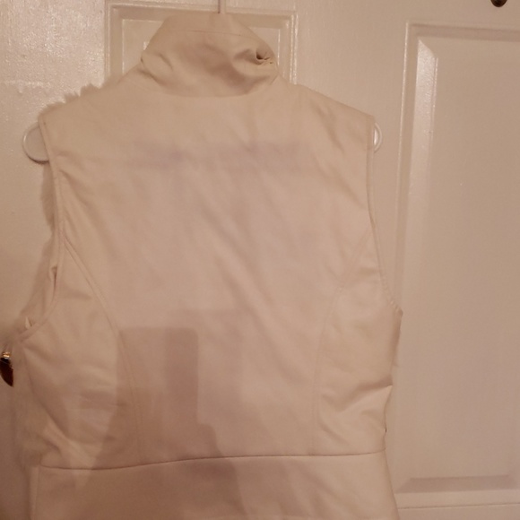 Vest - Picture 2 of 3